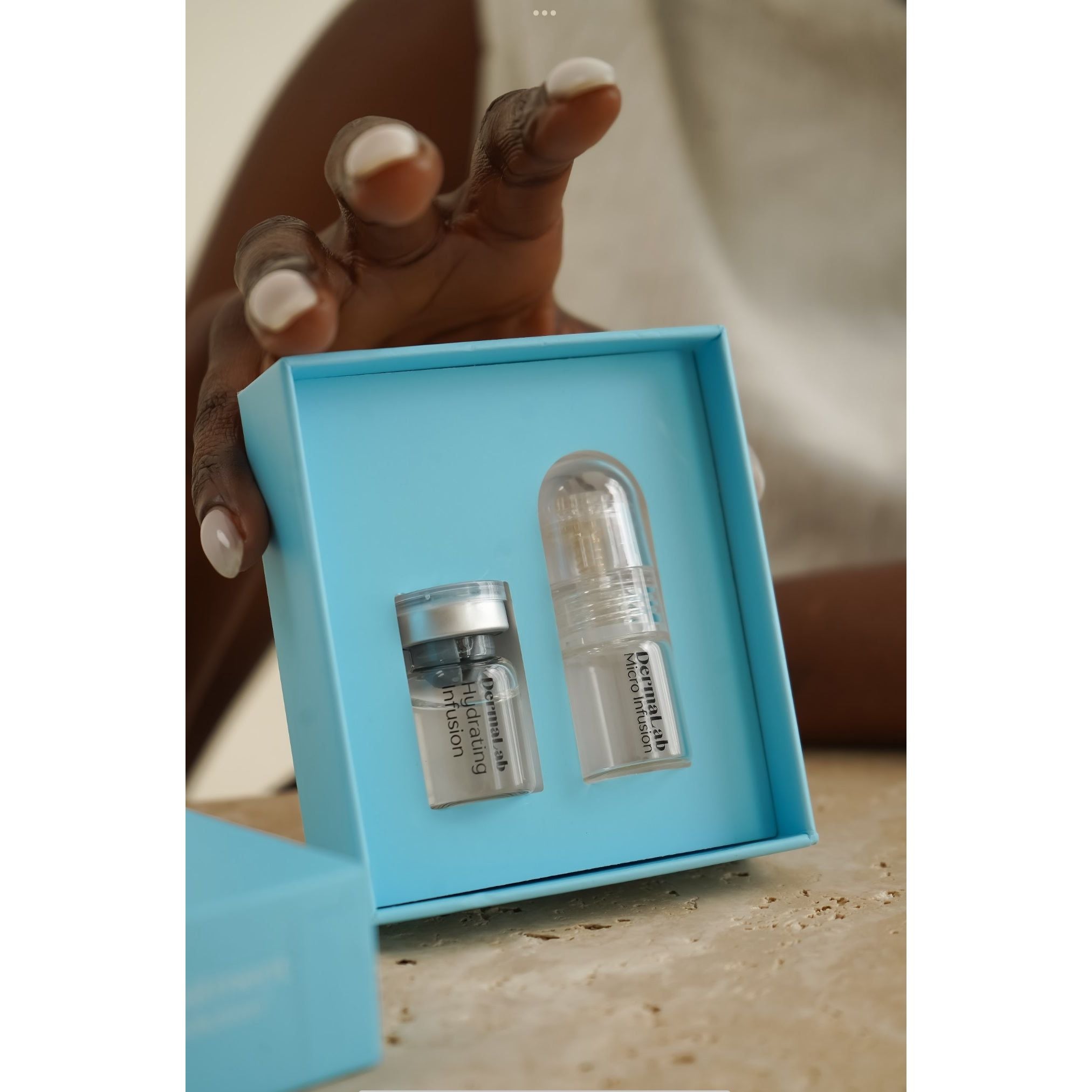 Dermalab - HYDRATING Micro Infusion Treatment (1 applicatie)