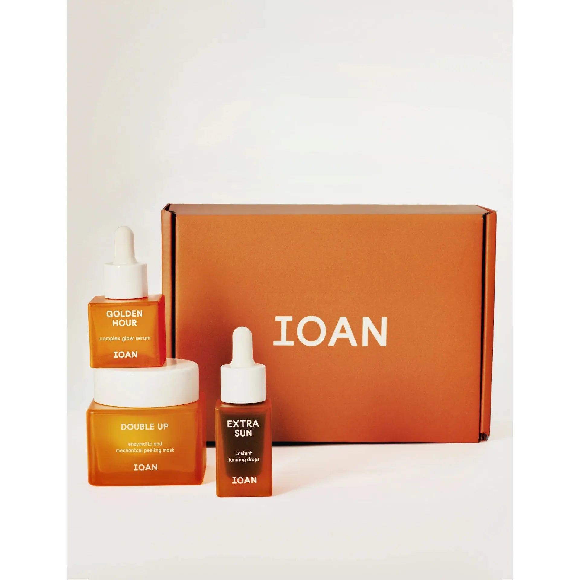 NIEUW! IOAN Deluxe Box (Golden hour 30ml + Extra sun tanning drops + Double up masker)